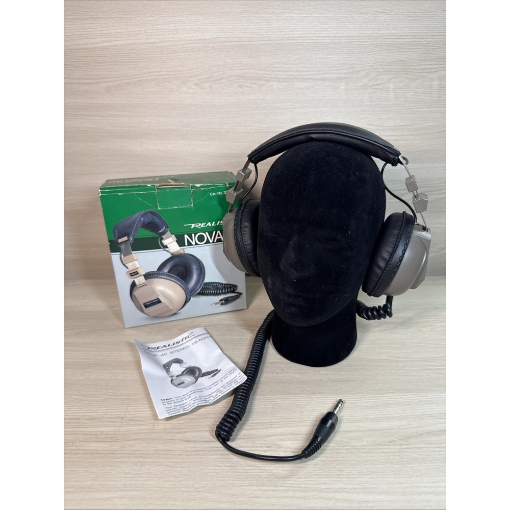 Vintage Realistic‎ NOVA 40 Stereo Headphones #33-993B